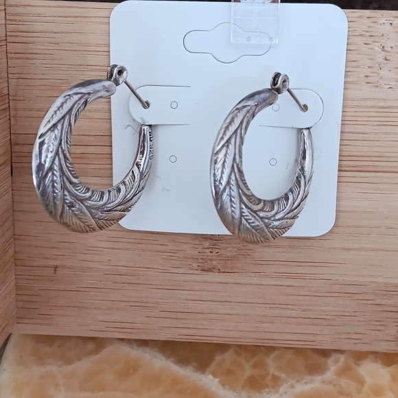 Sterling Silver Feather Leaf Pattern Thick Chunky Hoop Earrings - Picture 1 of 7
